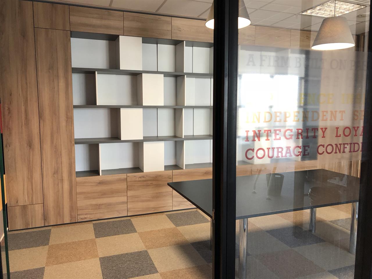 Poza biblioteca, pal - oan180506 1 [2]