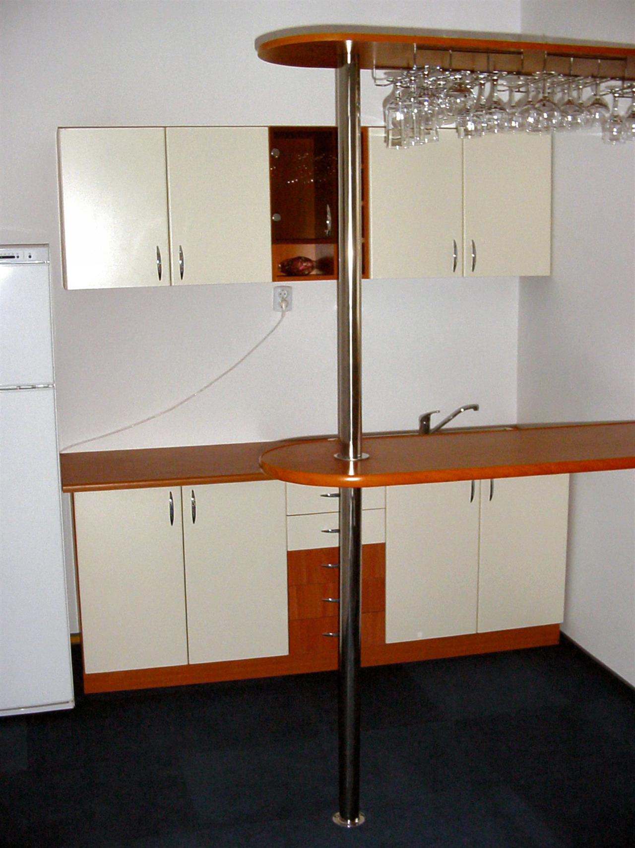 Poza Oficiu liniar, pal, blat, postforming, cires, vanilie, inox - oof030207 [1]